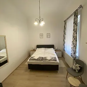 Rád-vár Apartman Eger